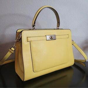 EUC Coach Pebbled Leather Lane Carryall Lemon Satchel